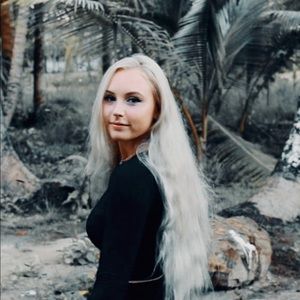 Meet your Posher, Mila